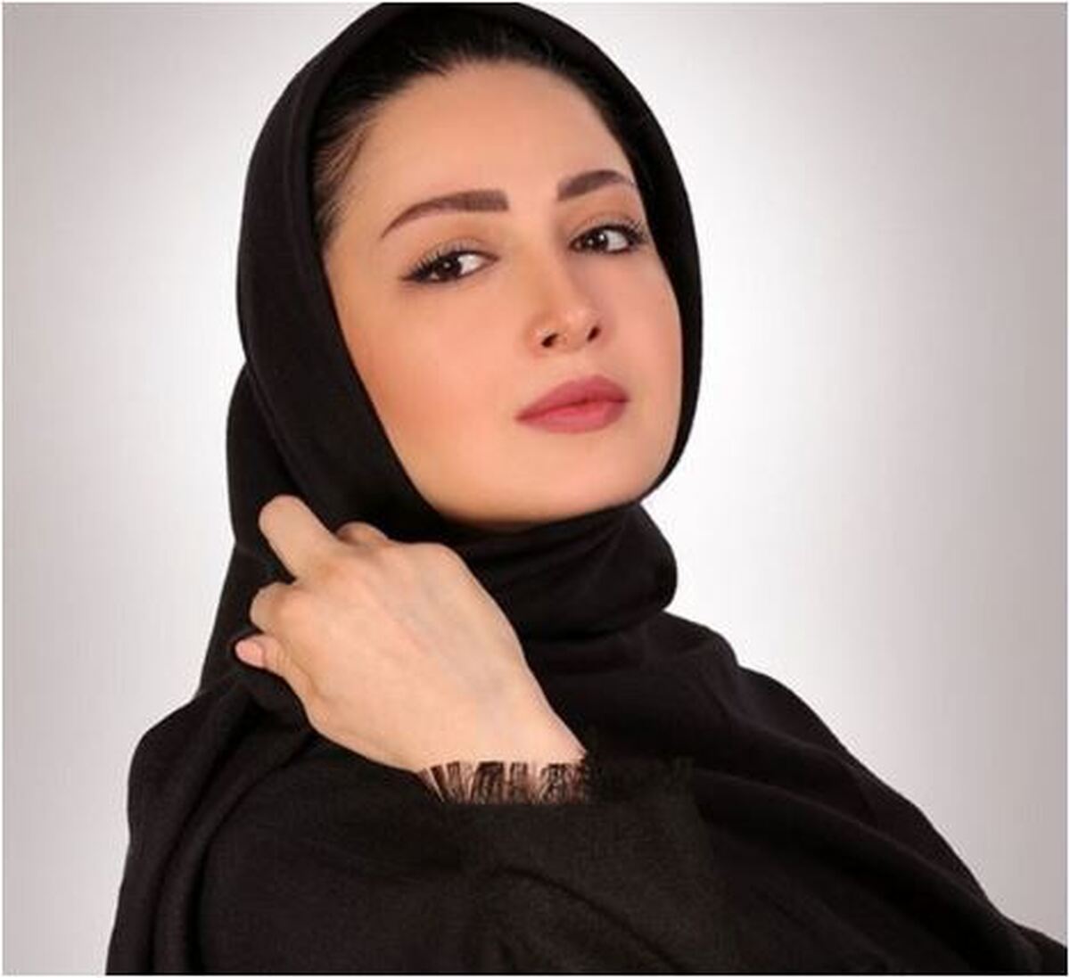 گریم کمتر دیده شده شیلا خداداد برای ایفای نقش در سریال ستایش+عکس