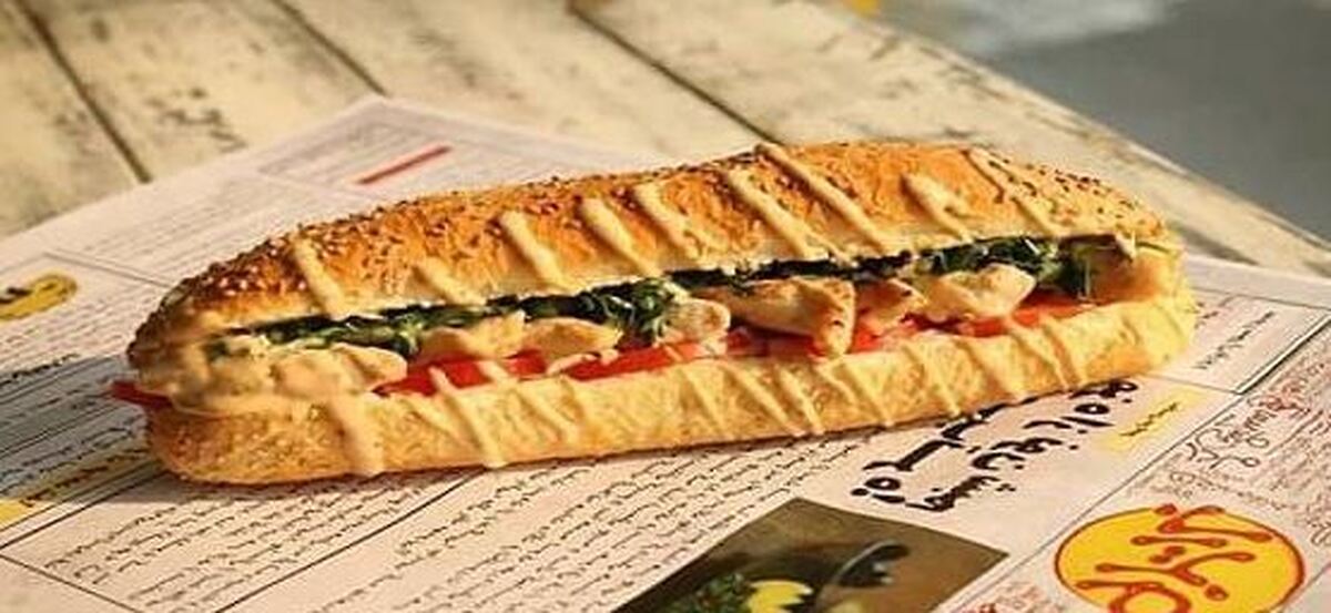در کمتر از یک ساعت ساندویچ مرغ سالم و پروتئینی را درست کنید