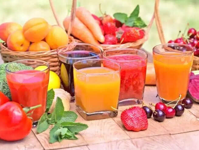 آثار منفی و مثبت پاکسازی بدن با آبمیوه