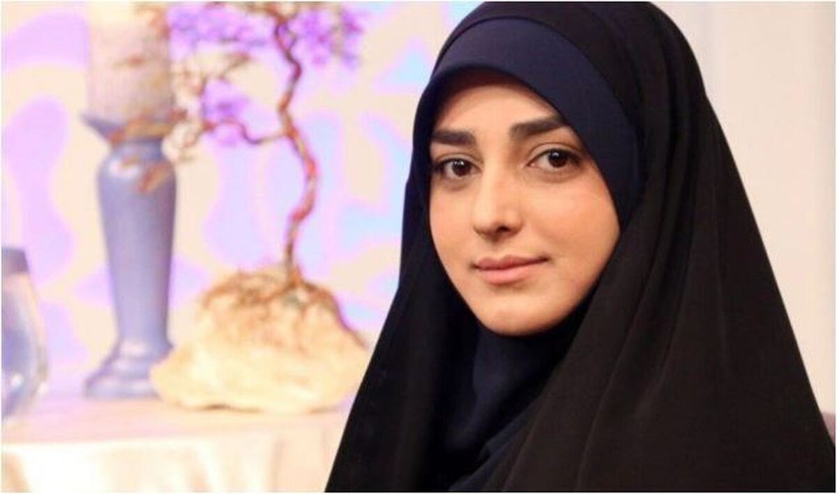 فخر فروشی ستاره سادات قطبی با چادر جدید و سنگ دوزی شده اش/مشخصه خیلی ارزشمنده!