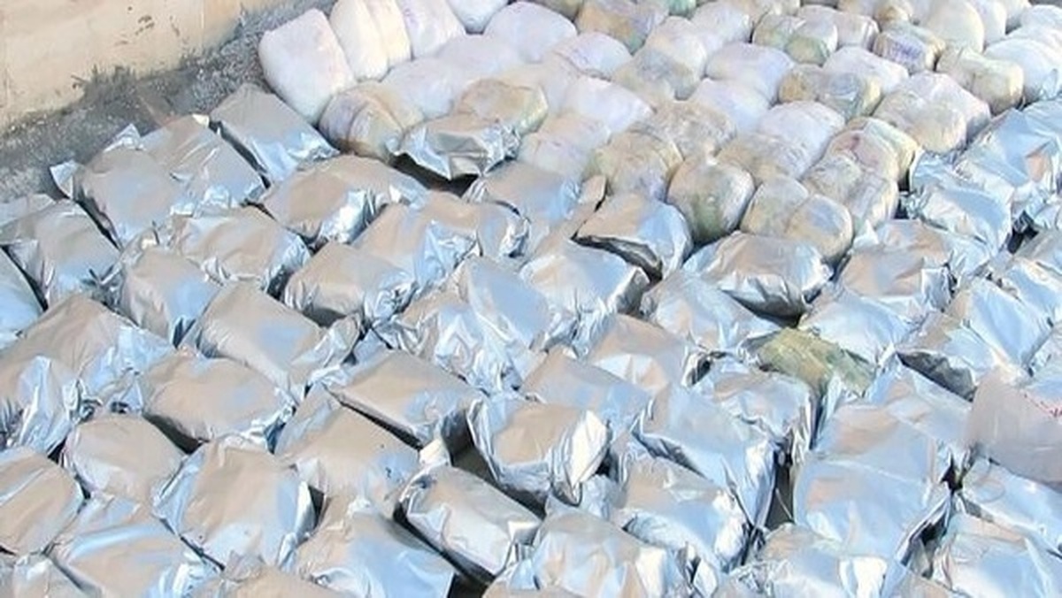 کشف ۶۵۰ بسته مواد مخدر آماده فروش در ایوان
