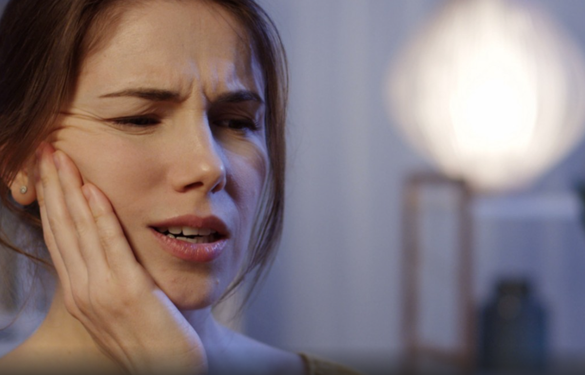 دندانپزشک علائم پیش پا افتاده‌ای را که نیاز به مراجعه به انکولوژیست دارند بیان کرد