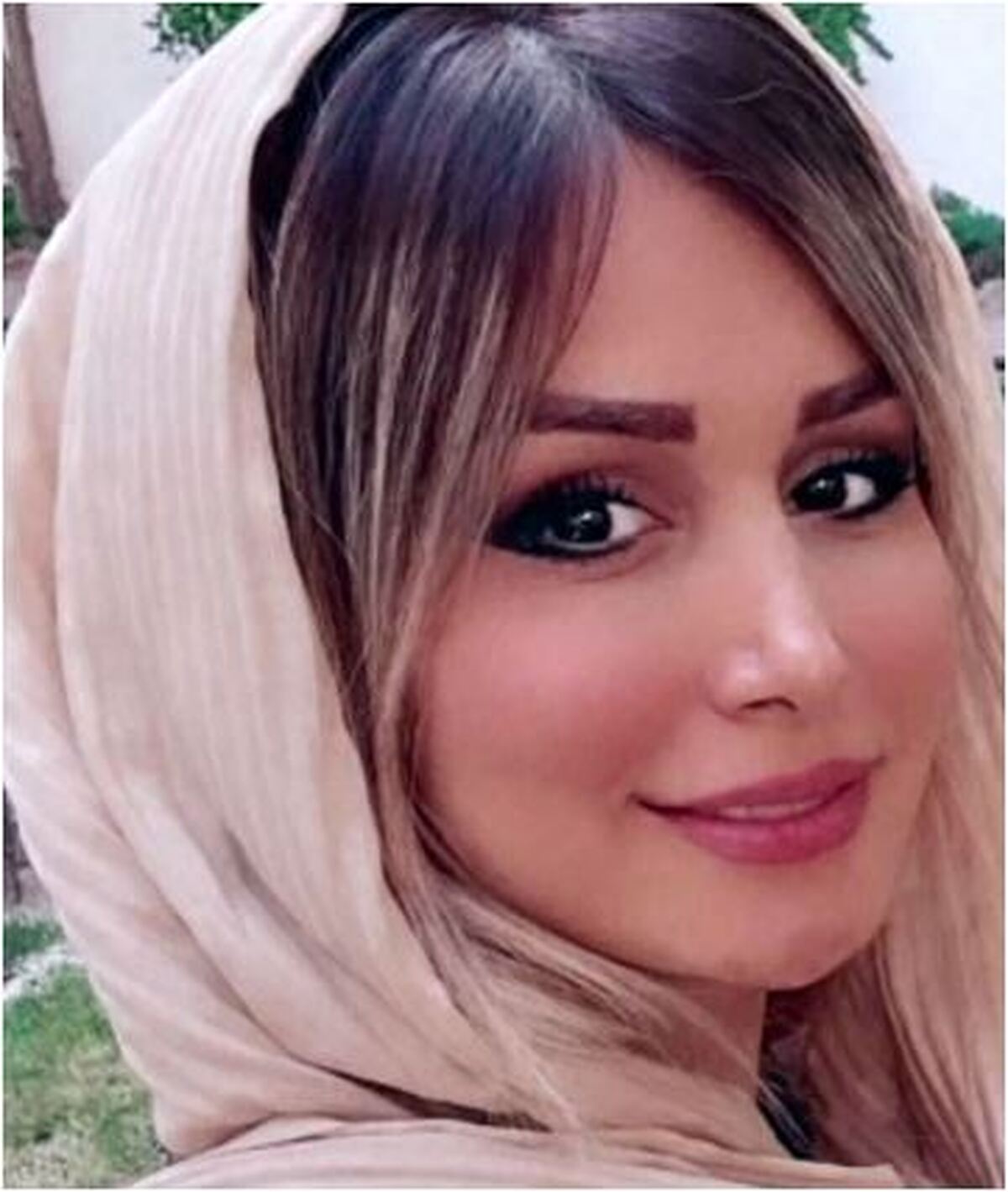 دلنوشته بلند و بالای سپیده بزمی پور برای همسر جانش در اینستاگرام