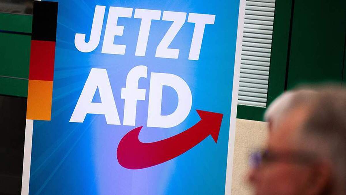 AfD برای اولین بار در صدر رده بندی محبوبیت احزاب آلمان قرار گرفت