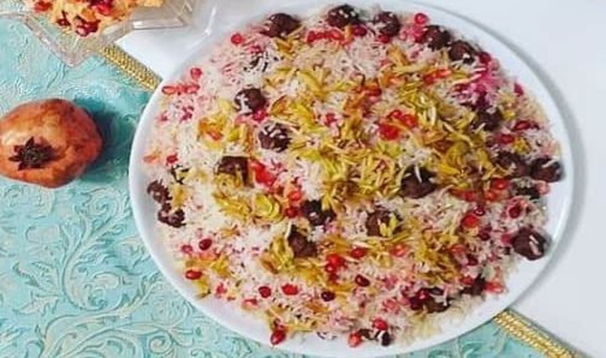 انار پلو شیرازی با طعمی ملس و رنگی جذاب مخصوص مجالس مهم و خاص