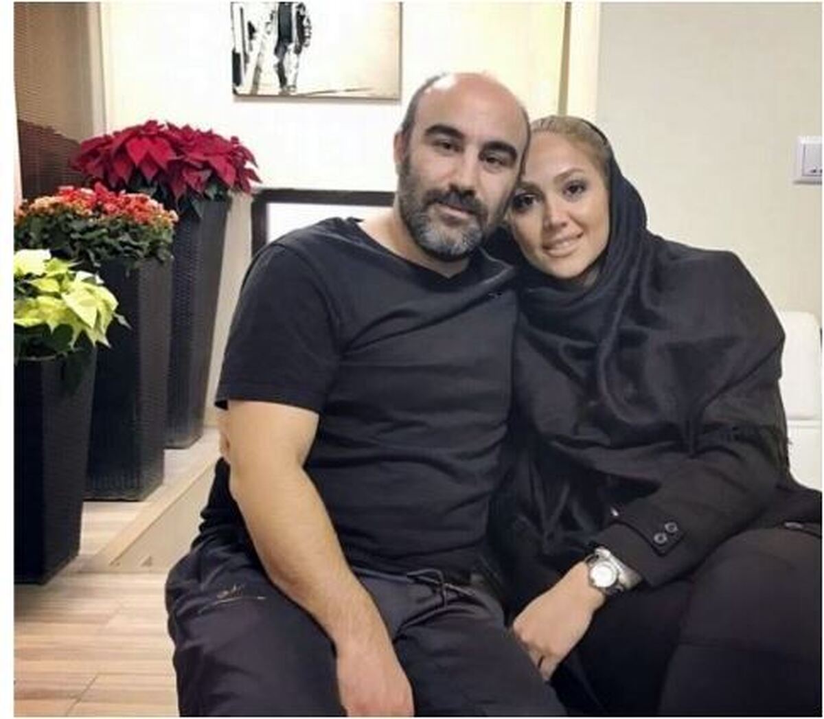 رونمایی محسن تنابنده از خانه پدری اش در یک کوچه تنگ و بن بست