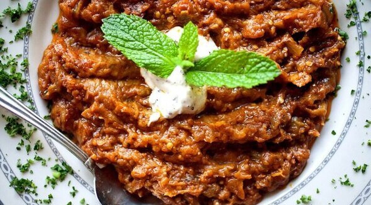 پخت میرزا قاسمی به سبک و سیاق گیلانی‌ها /مواد لازم +دستور پخت