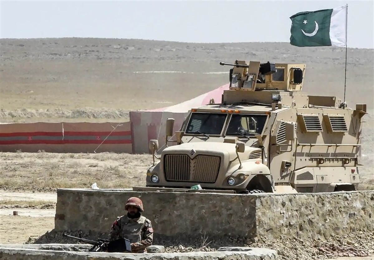 حمله سنگین به پایگاه ارتش پاکستان در «نوشکی»
