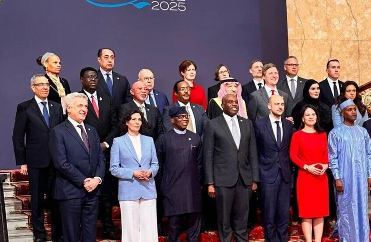 دیپلمات امارات: اختلاف نظر اعراب مانع از صدور بیانیه کنفرانس لندن در مورد سودان شد