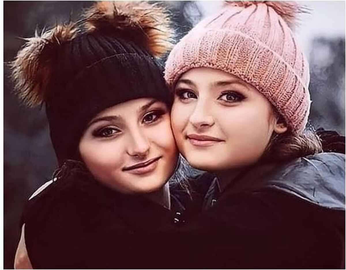 عکس پر بازدید از دو قلو‌های سابق پایتخت کنار حیوان خانگی خفن و جذابشان!