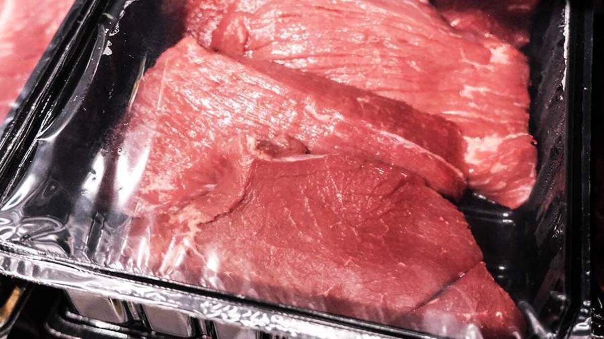 روسیه درباره آغاز عرضه گوشت گاو با اندونزی بحث می‌کند