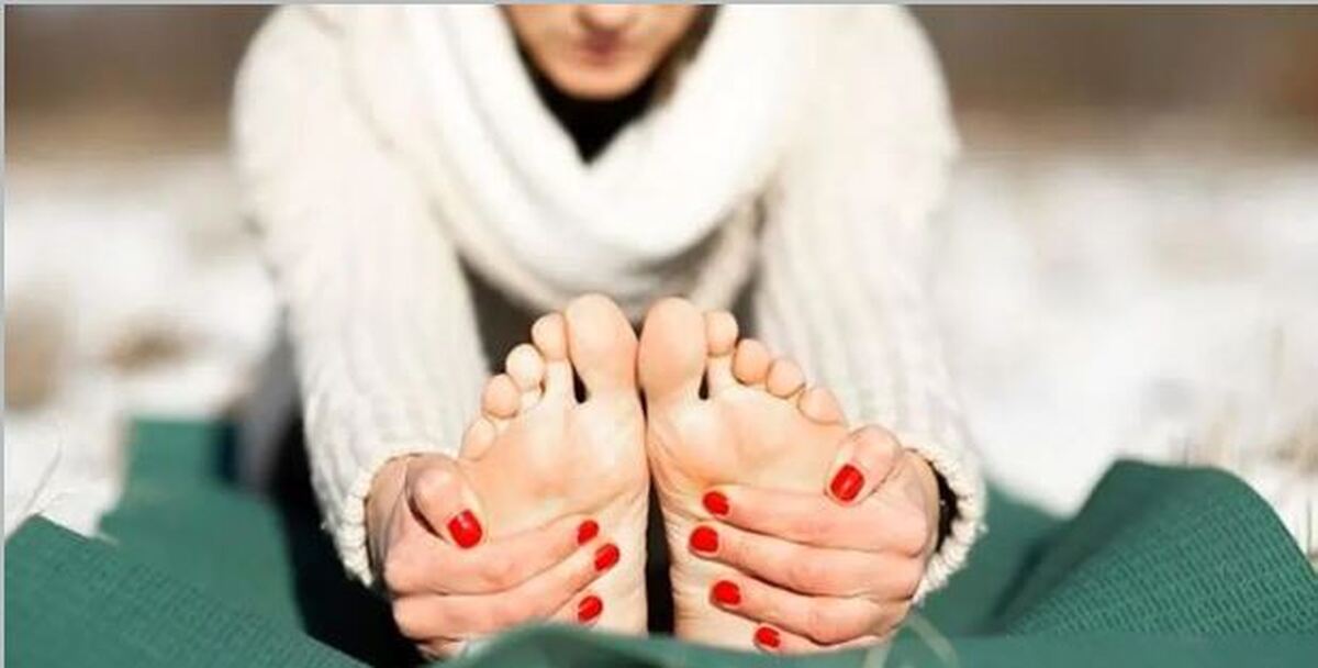 آیا سردی دست و پا‌ها نشانه کمبود آهن است؟