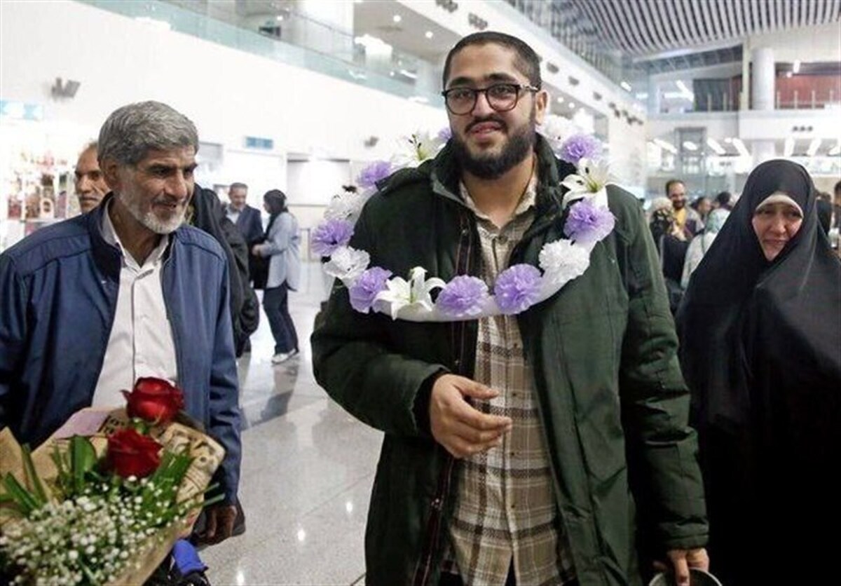زائر ایرانی بازداشت شده در عربستان به کشور بازگشت