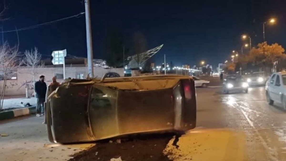 همه سرنشینان خودرو واژگونی در محور قوچان به چناران نجات یافتند