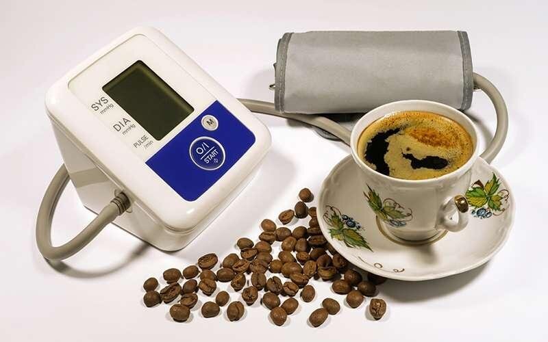 نگاهی به اثرات این نوشیدنی محبوب برفشار خون