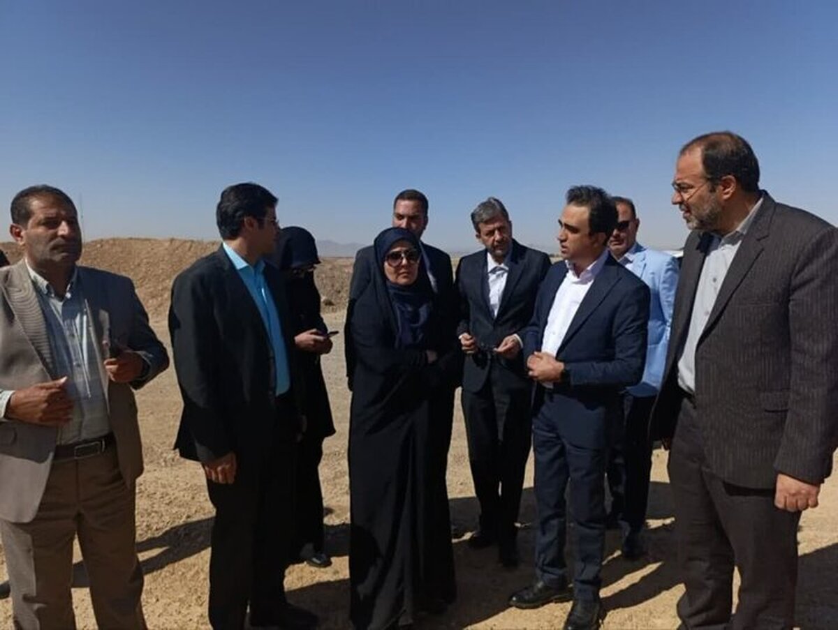 وزیر راه: قطار سریع‌السیر اصفهان_تهران تامین اعتبار می‌شود