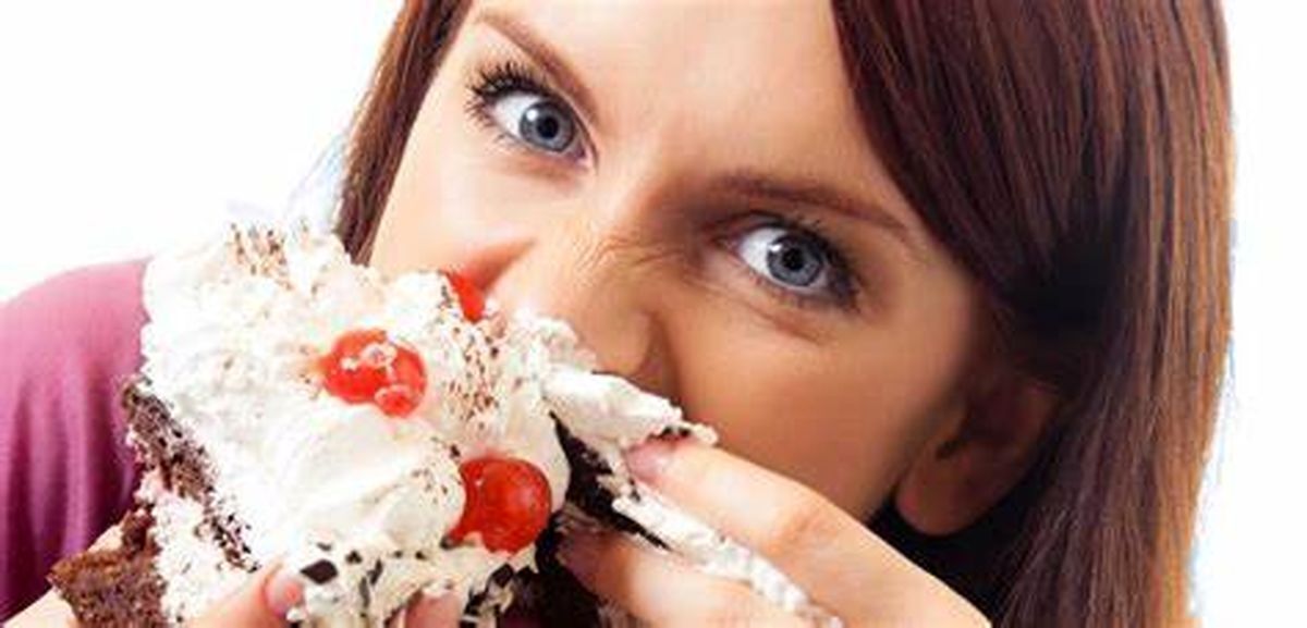 پرخوری عصبی چیست؟