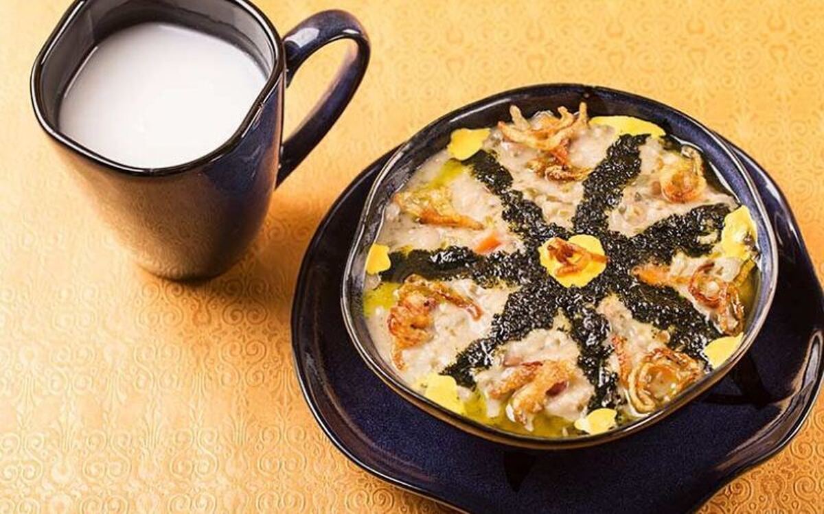 دستور کامل پخت آش کشک معروف تهرانی‌ها