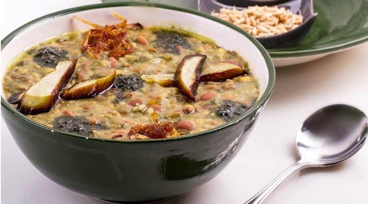 آموزش پخت آش گندم و بادمجان به سبک مادربزرگ‌ها