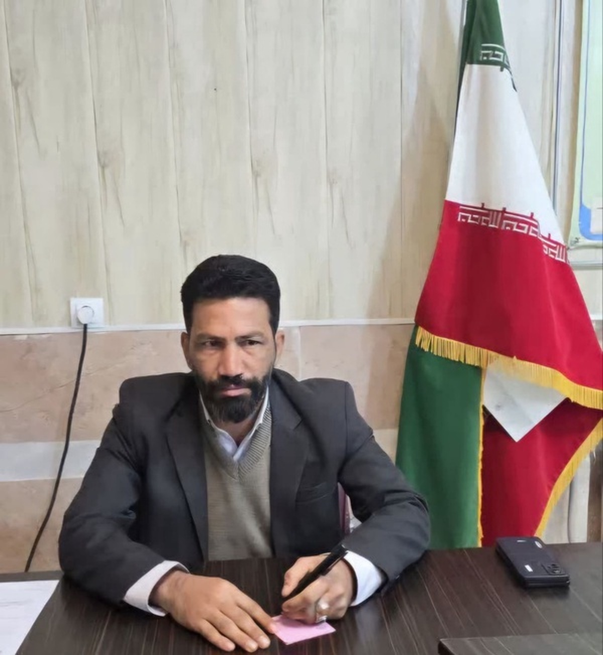 شعار سال مسئولیتمان را برای کار و تلاش مضاعف می‌کند