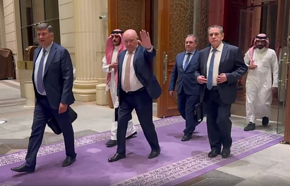 دلیل اینکه مذاکرات بین فدراسیون روسیه و ایالات متحده تا ۱۲ ساعت به طول انجامید، ذکر شد