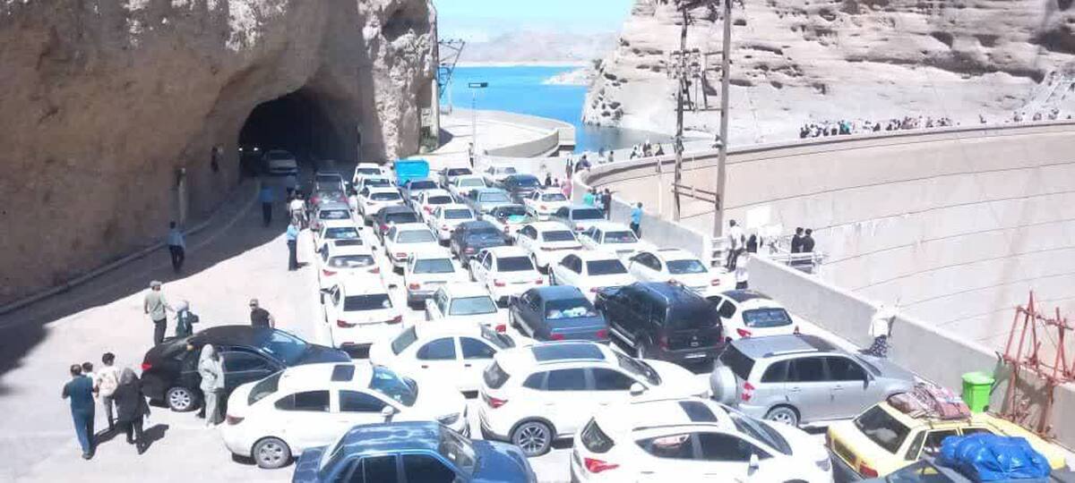 بازدید ۲۰ هزار نفر از سد دز اندیمشک در سه روز نخست امسال