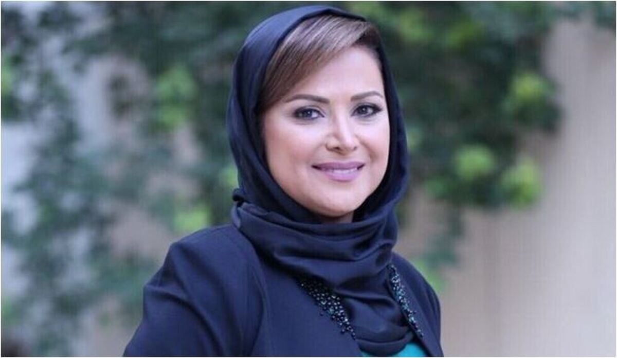 استایل شیک و امروزی کمند امیرسلیمانی با شال و رژ قرمزش تکمیل شد+عکس