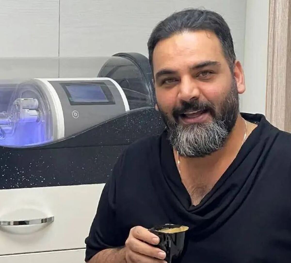 استوری ناراحت کننده احسان علیخانی در پی خبر مرگ جناب کارگردان