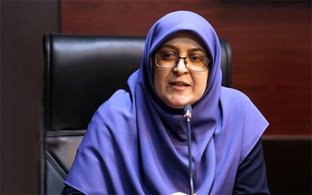 انتقادات جدید در مورد میزان حقوق فاطمه مهاجرانی