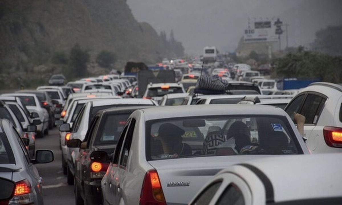 ترافیک سنگین در آزاد راه تهران_شمال