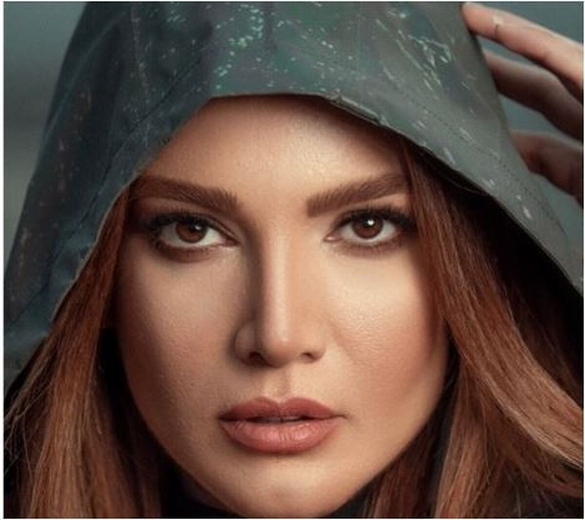 سلفی خاص متین ستوده با آینه و شمعدون دمده و قدیمی+عکس