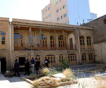 بنا‌های به جا مانده از دوران قاجار در همدان که باید برای یکبار هم که شده ببینید