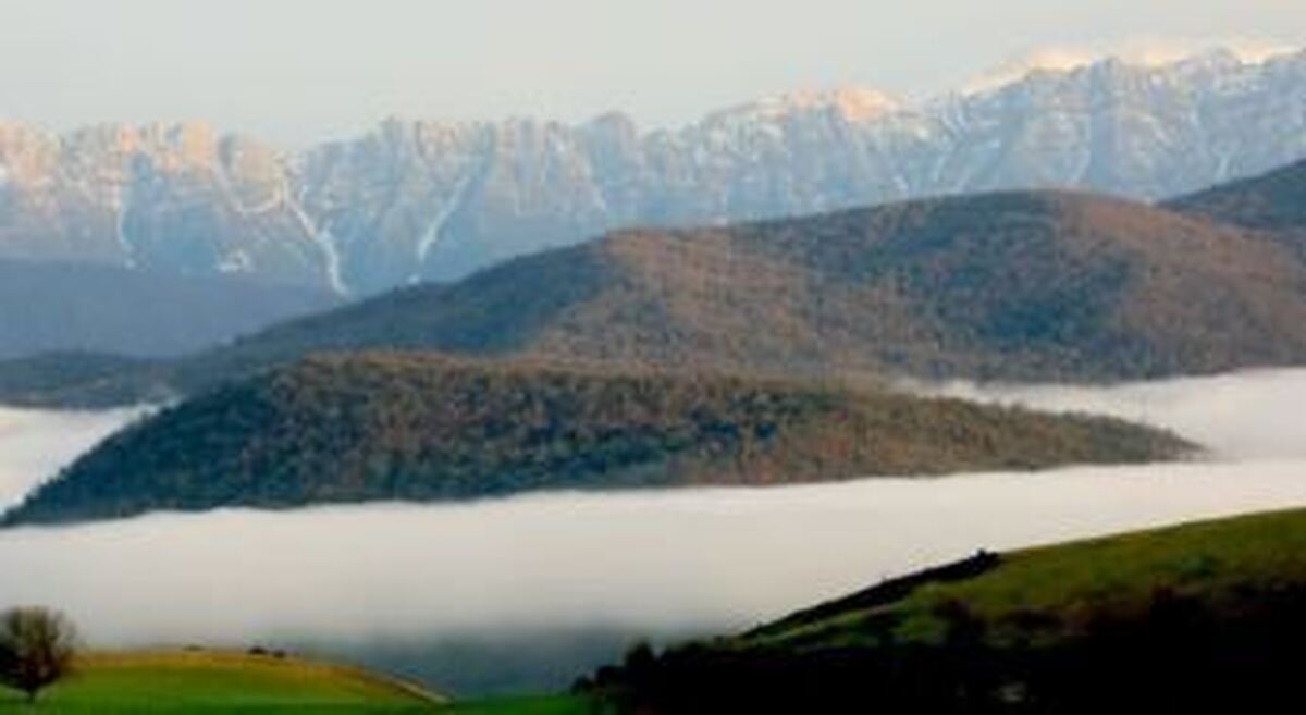 گرمای تابستانی در راه آسمان مازندران