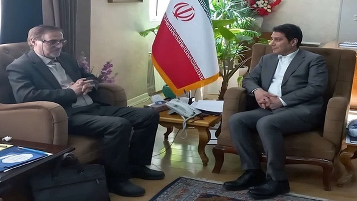 شناسایی ۶۰ مورد فساد اداری در سطح ادارات کردستان