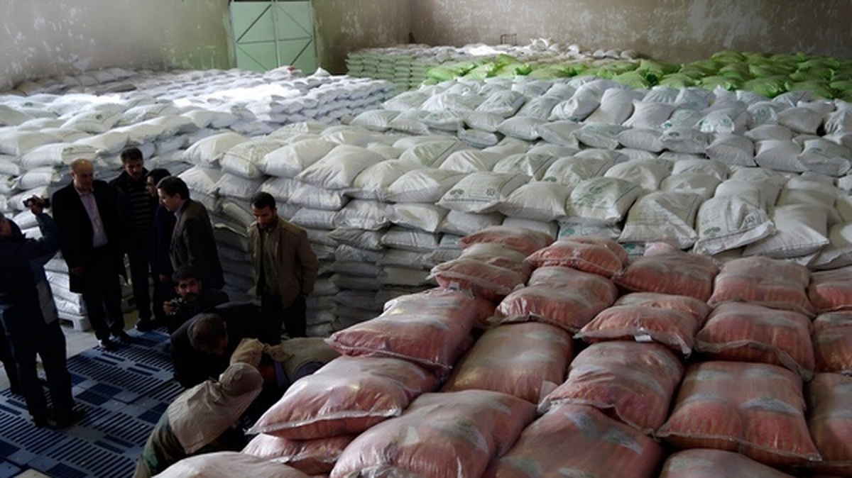کشف انبار ۶۰ تن برنج و روغن احتکار شده در قزوین