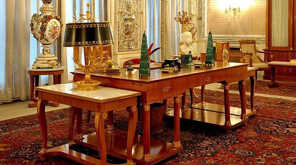گشت و گذاری در اقامتگاه شخصی محمدرضا شاه پهلوی در کاخ نیاوران+تصاویر