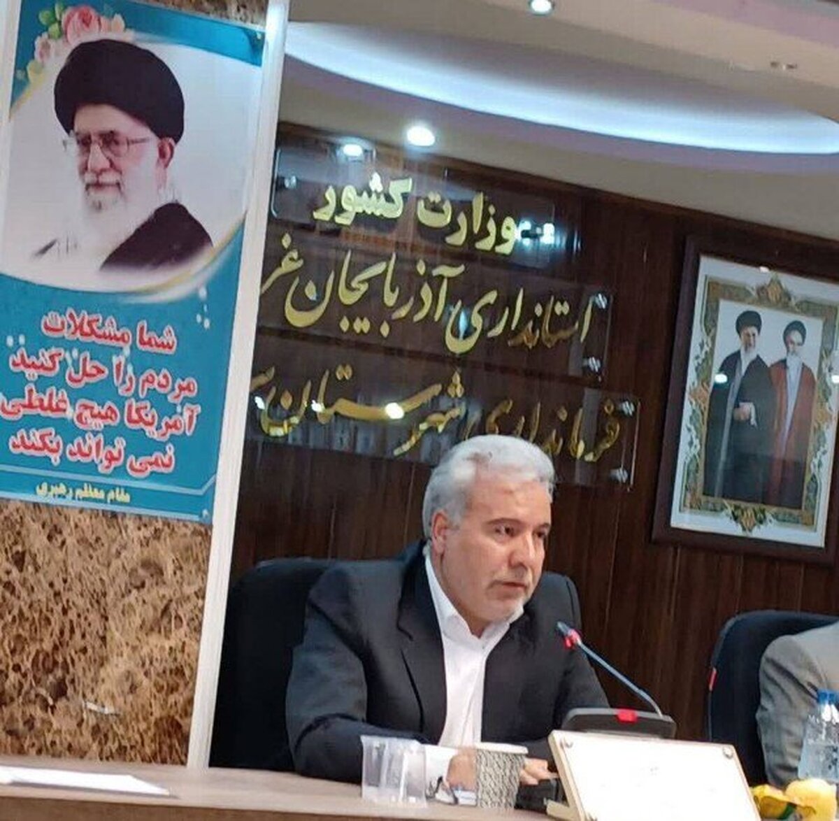دولت وفاق بدون توجه به دیدگاه‌های تفرقه افکنانه کشور را اداره می‌کند