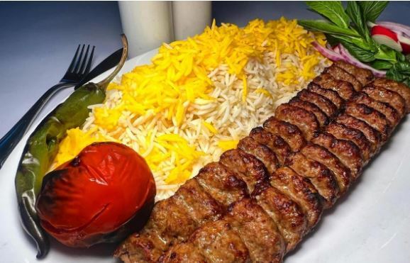 رفع یک مشکل برای همیشه/چگونه از ترک خوردن کباب کردن کوبیده جلوگیری کنیم؟