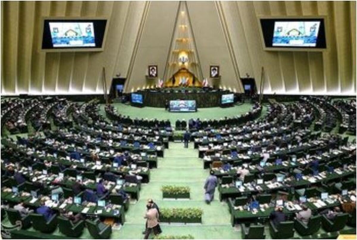 انتقاد تند از نمایندگان مجلس؛ برای کشور چه کرده‌اید؟