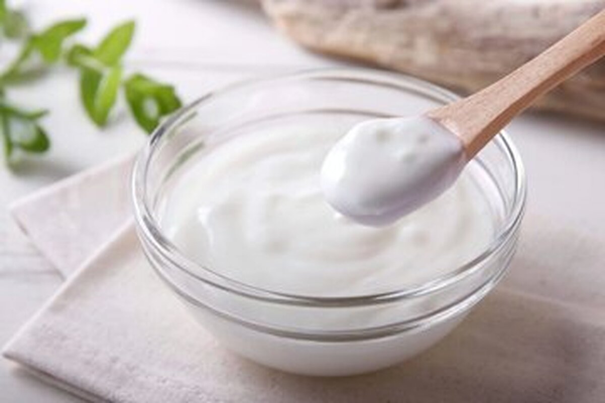 قبل از خواب ماست بخورید تا از خواص آن بی بهره نمانید