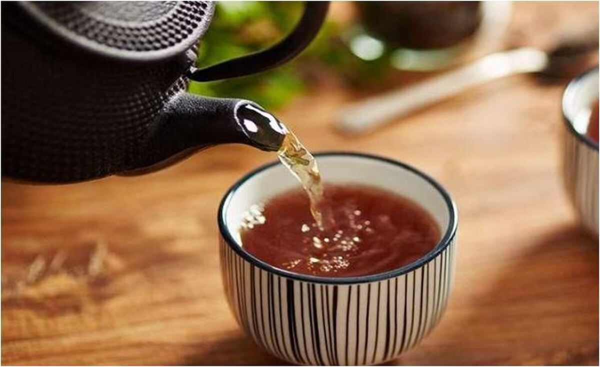 اگر بلافاصله بعد از صرف غذا چای می‌نوشید بخوانید
