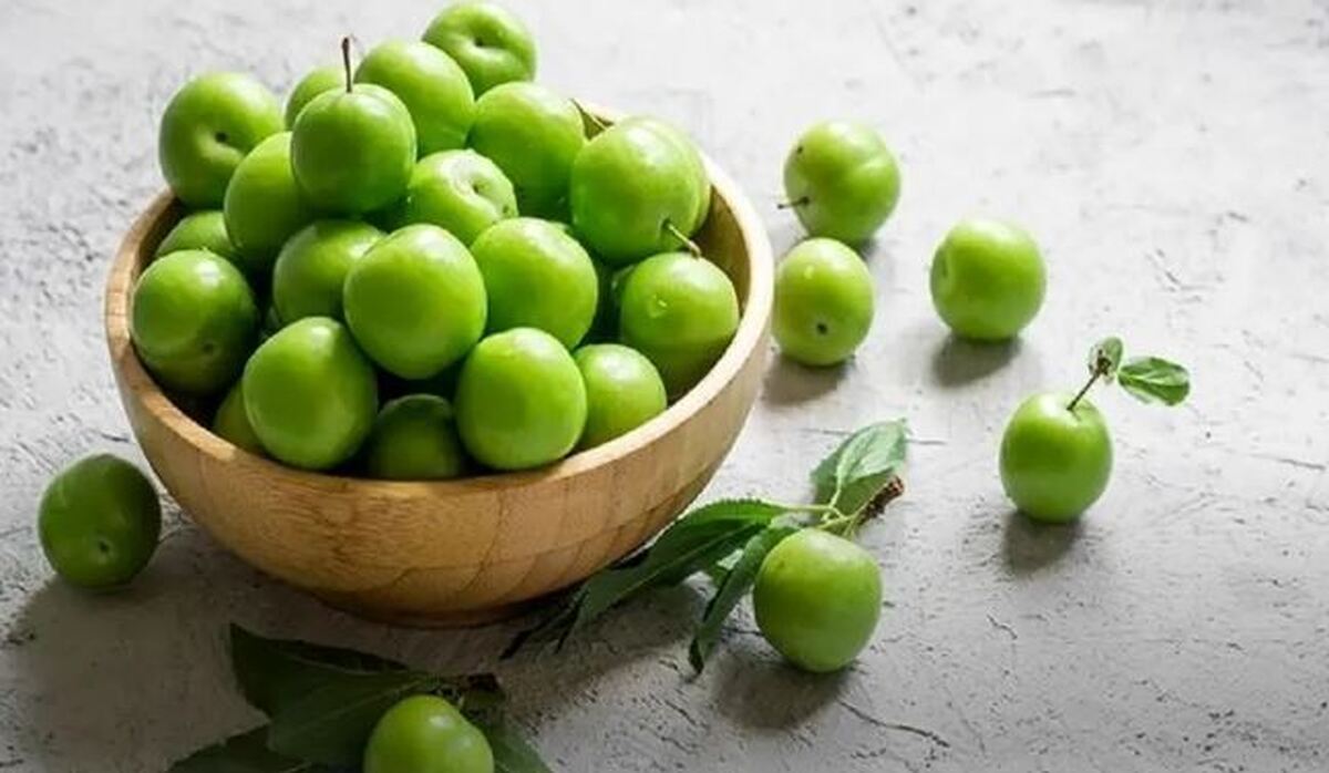 گوجه سبز؛ یک پک درمانی کامل برای انواع بیماری‌ها!