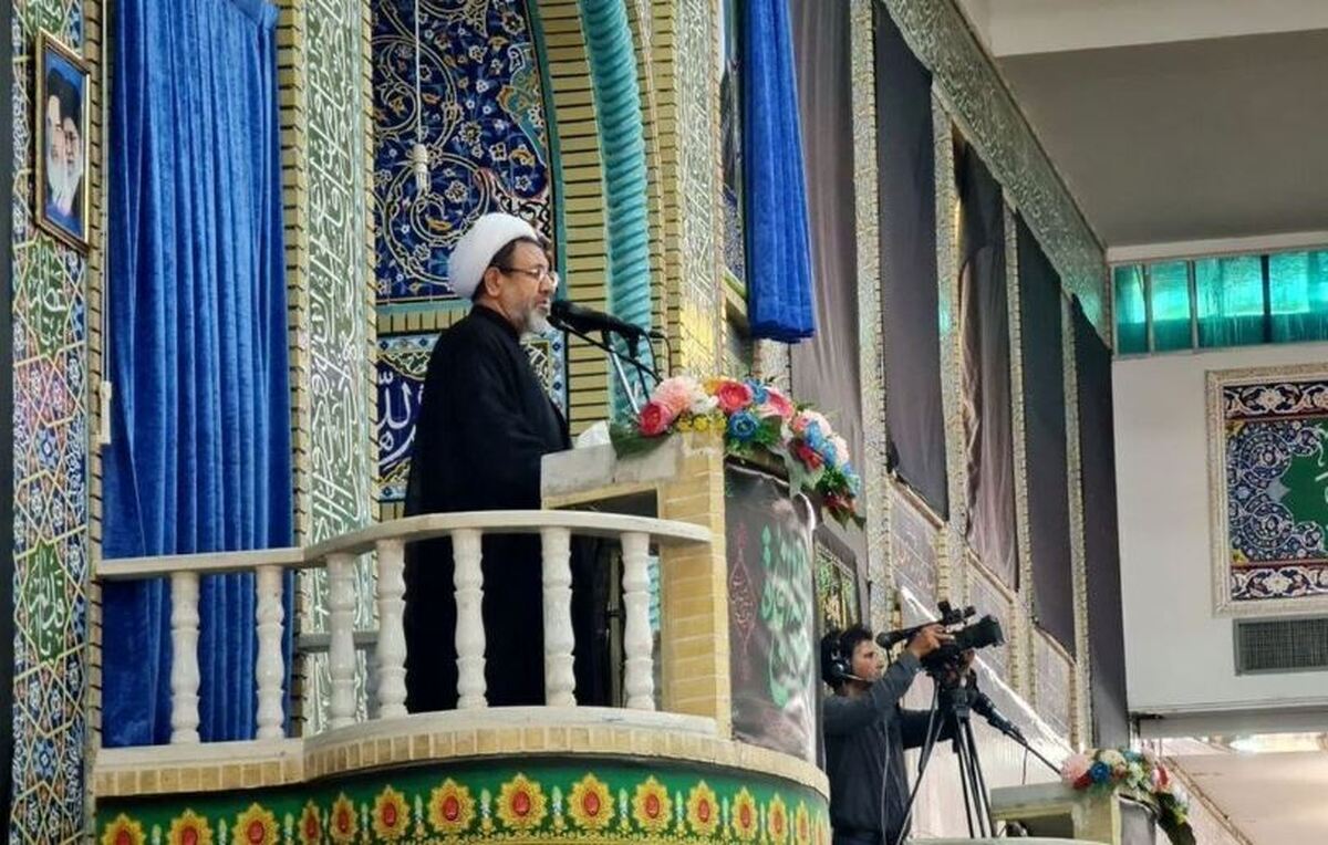 امام جمعه کرمان: حتی تحریم‌ها و مشکلات سر راه مردم ایران مانع از پیشرفت آنها نشد