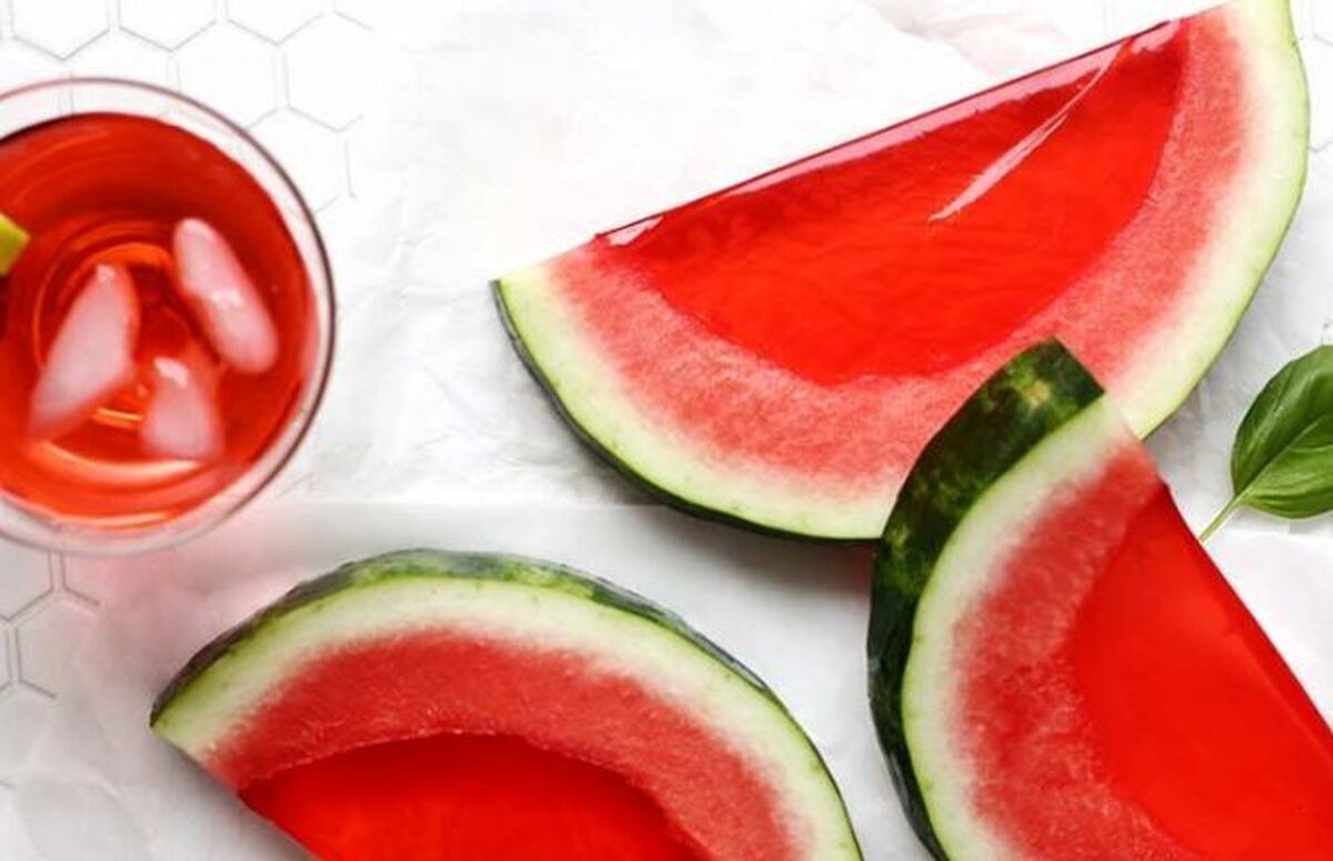 ژله هندوانه‌ای در این روز‌های گرم حسابی می‌چسبد