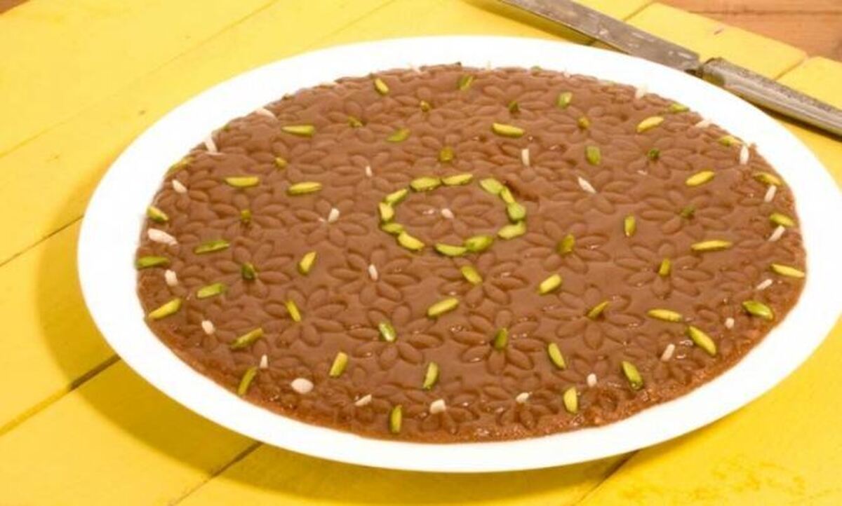 این حلوای مجلسی ۳ آرد را سه سوته در مایکروویو آماده کنید