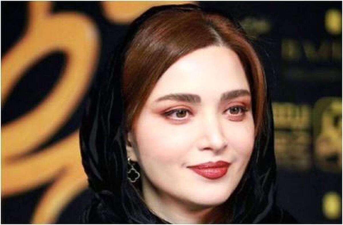 استایل دخترانه و ناز بهنوش طباطبایی در یک مراسم هنری مهم جلب توجه کرد+عکس