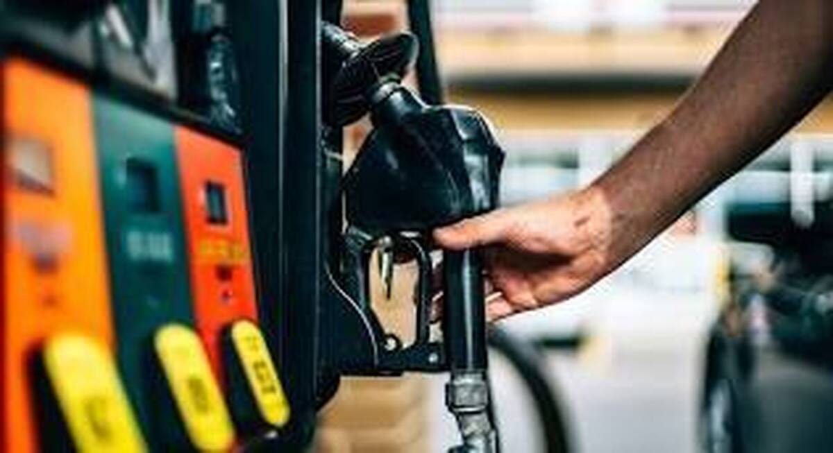 کلاهبرداری با روش اسکیمر از ۱۵۰ نفر در یک پمپ بنزین
