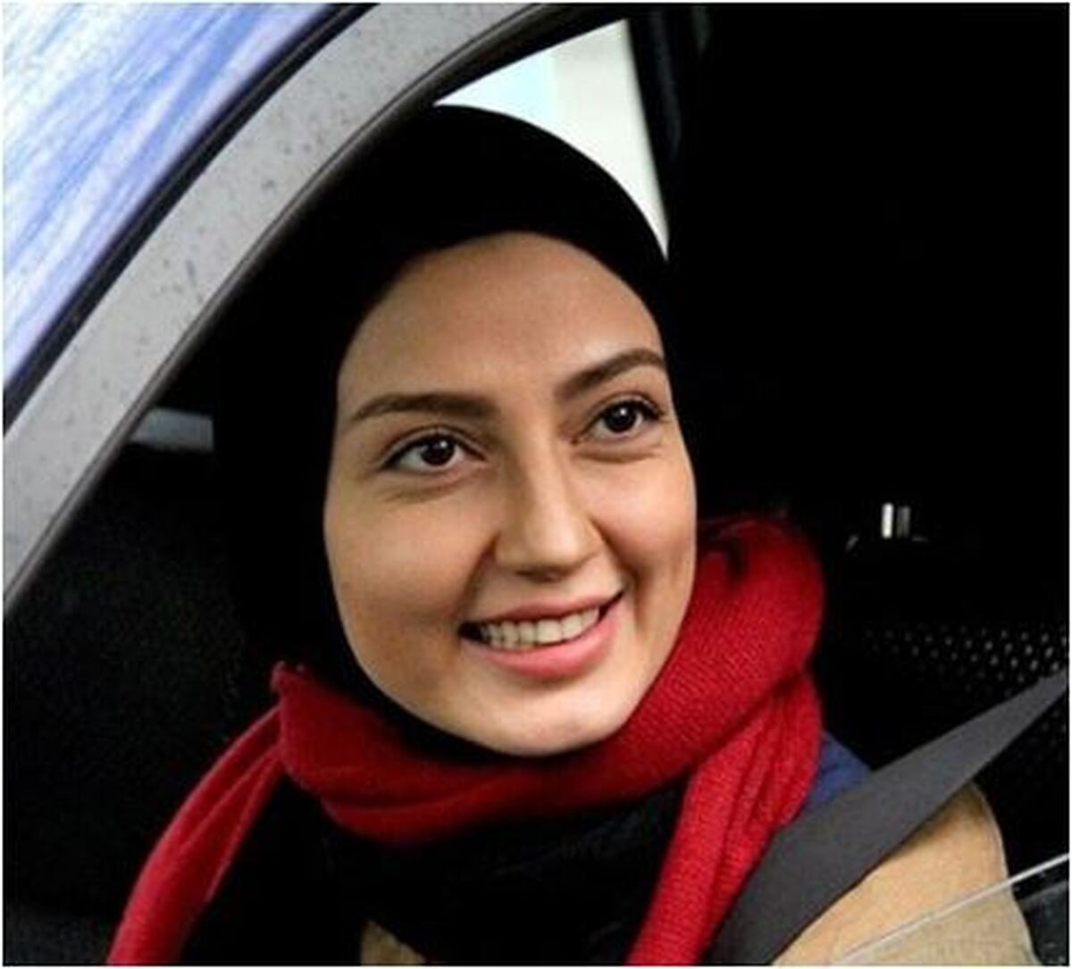 تصویر شکار شده از حدیث میرامینی و همسرخوشتیپش در یک مرکز خرید را از دست ندهید