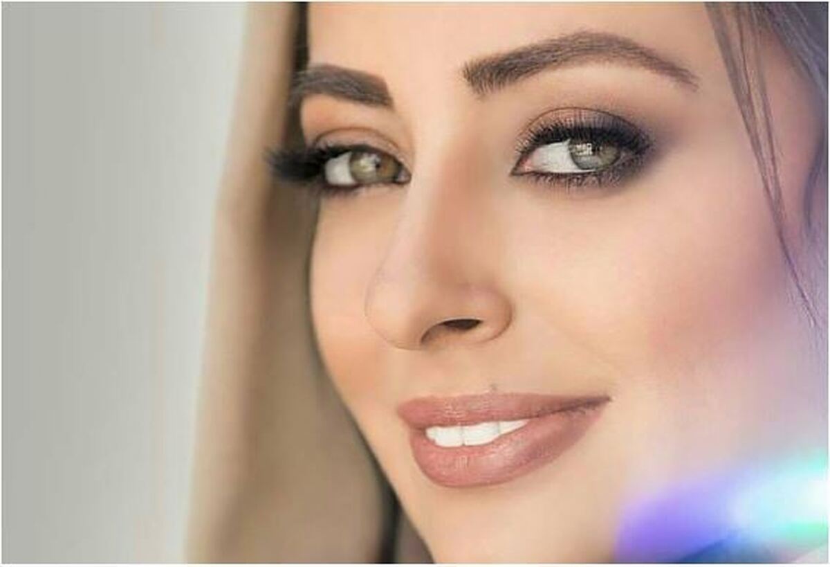 وقت گذرانی نفیسه روشن در خانه باغ قدیمی و نوستالژیکش/خوراک روز‌های گرم تابستان!