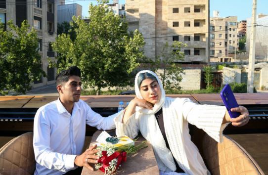 تضمین سلامت روانی و عاطفی زوجین با وقت گذرانی با یکدیگر